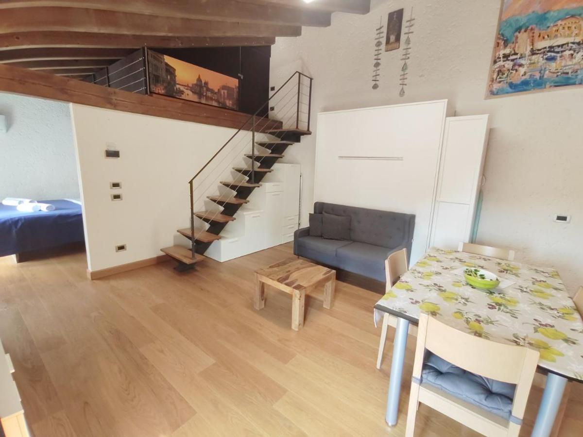 Aly D'Angelo Alla Torre - Immobiliare Azzurra Bardolino Exteriér fotografie